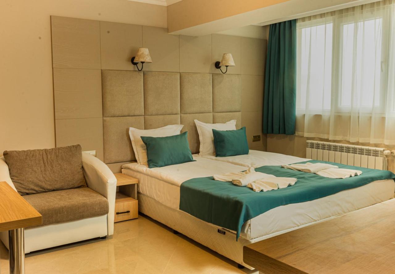 Vemara City Boutique Hotel-Free Parking 瓦爾納 外观 照片