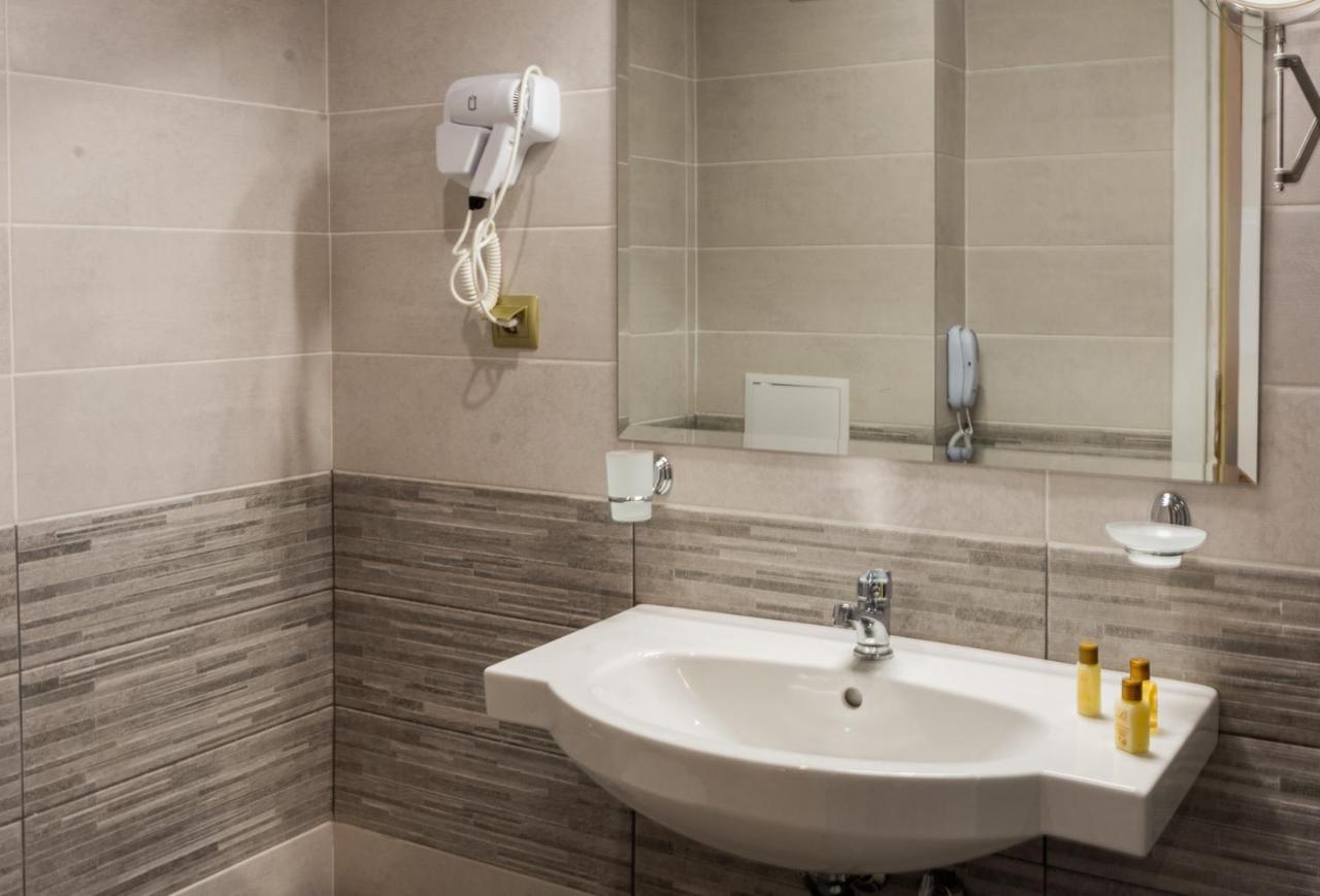 Vemara City Boutique Hotel-Free Parking 瓦爾納 外观 照片