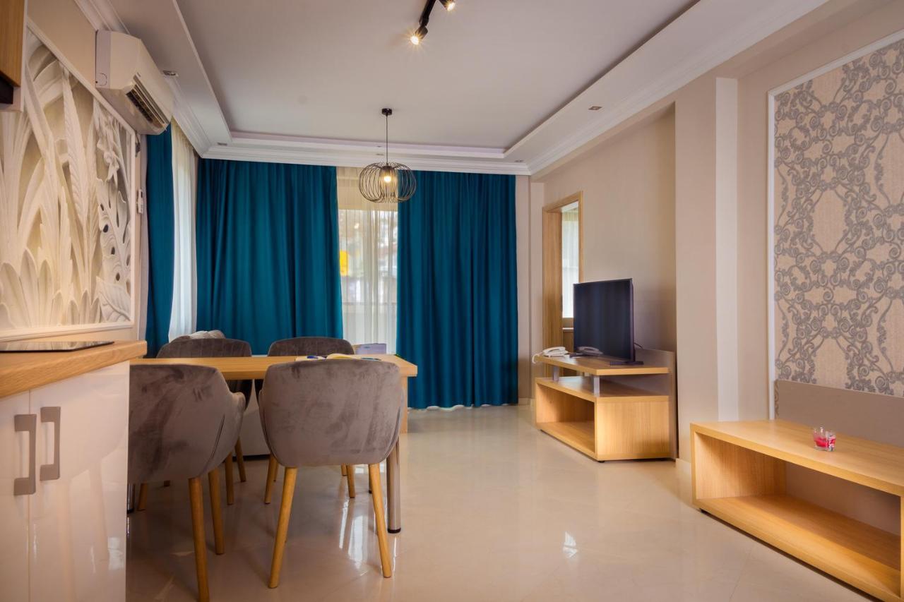 Vemara City Boutique Hotel-Free Parking 瓦爾納 外观 照片