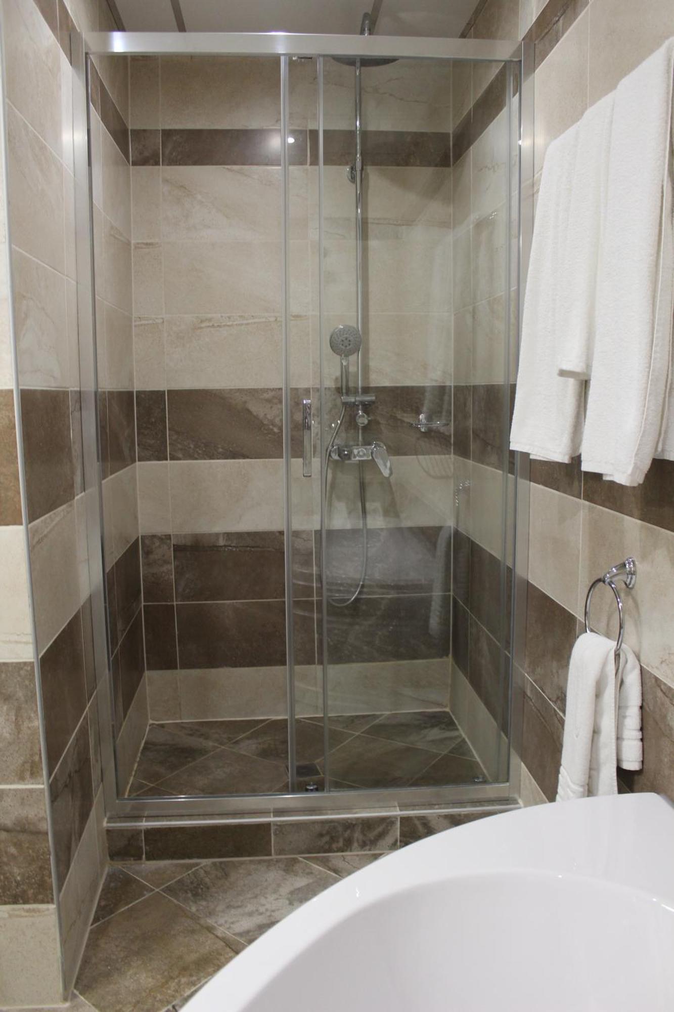 Vemara City Boutique Hotel-Free Parking 瓦爾納 外观 照片